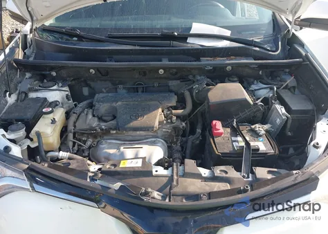 2017 Toyota Rav4 Xle z USA, uszkodzony, nr VIN JTMWFREV8HJ103397